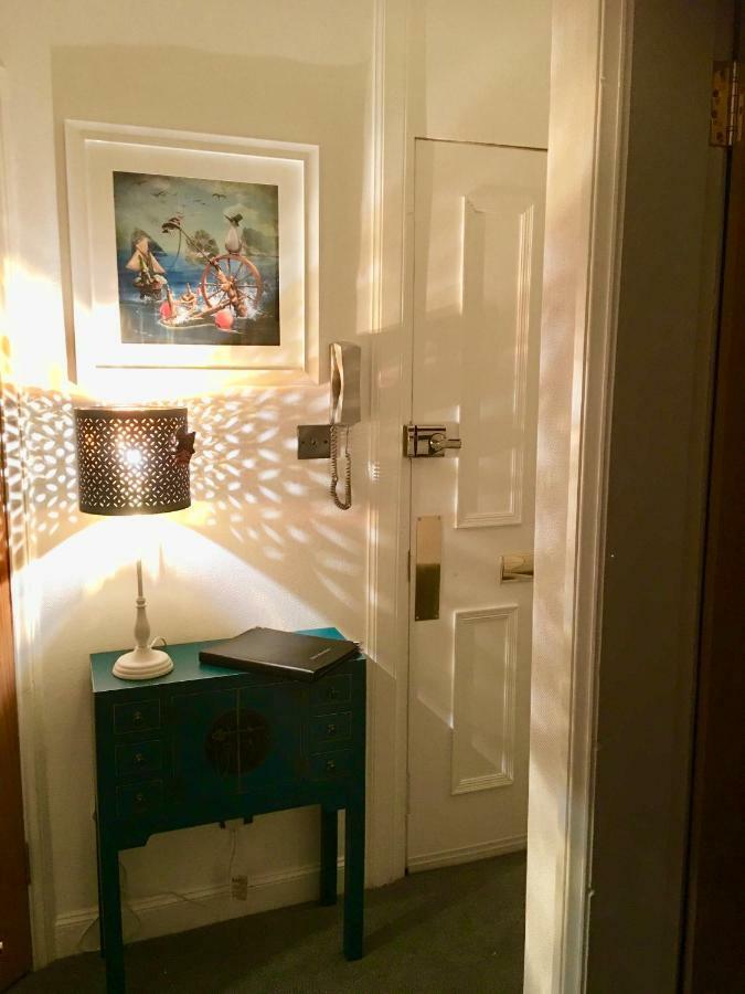 The Jeffrey Street Retreat Apartment Edinburgh Bagian luar foto