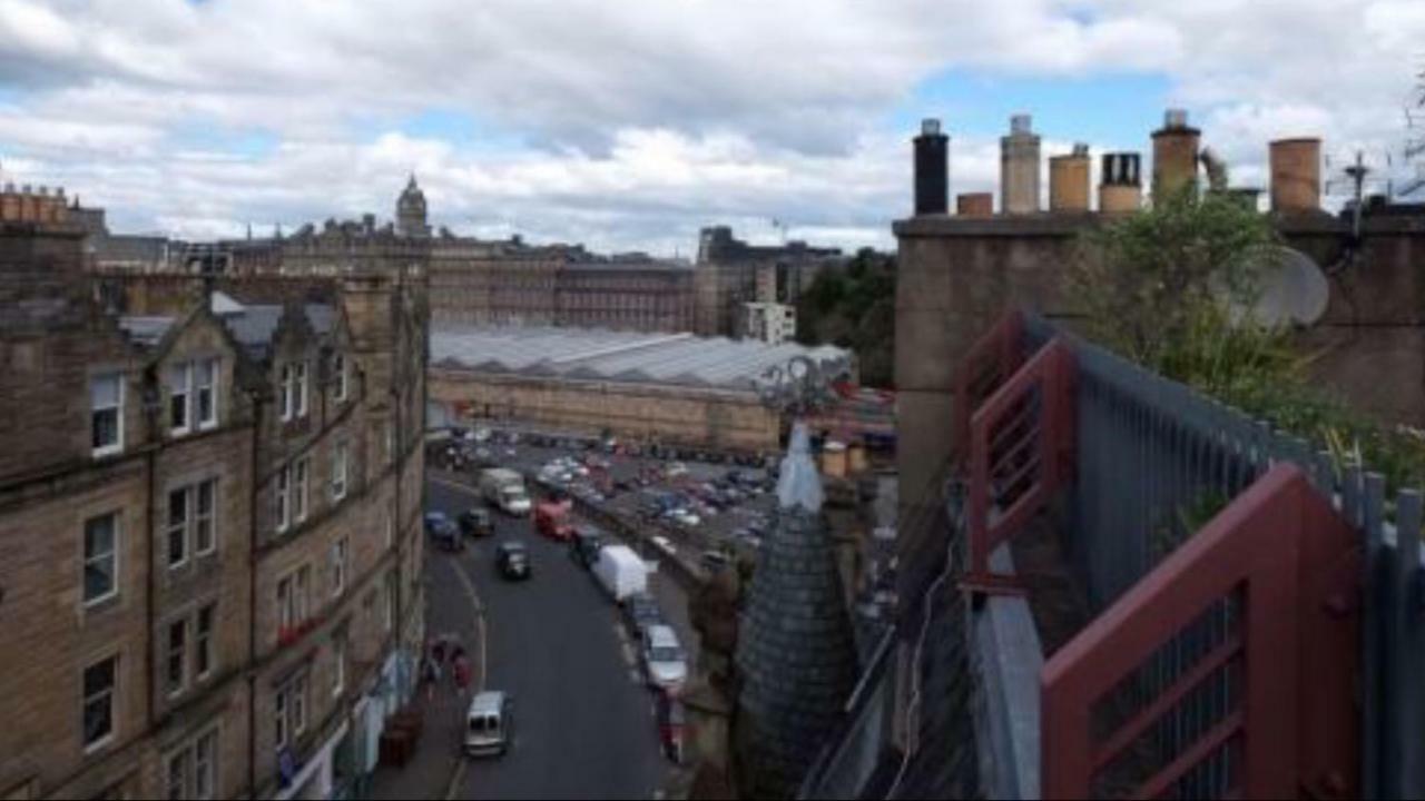 The Jeffrey Street Retreat Apartment Edinburgh Bagian luar foto
