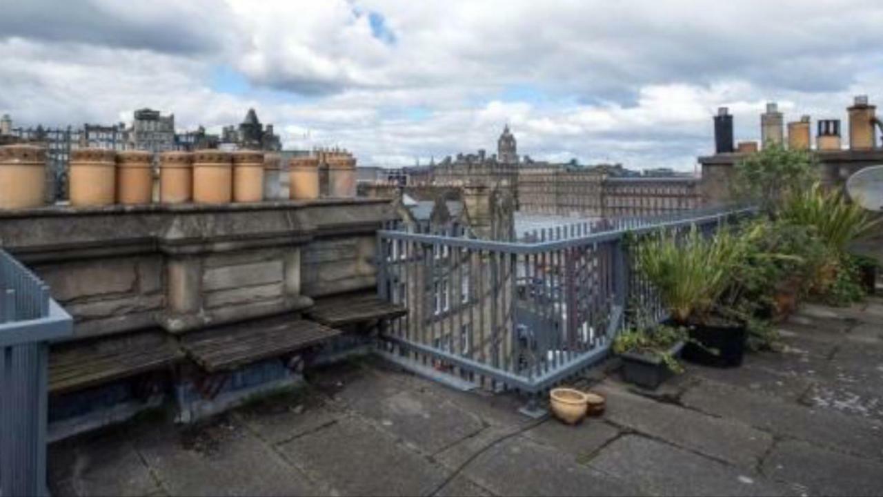 The Jeffrey Street Retreat Apartment Edinburgh Bagian luar foto